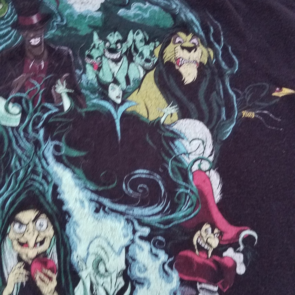 Skull Disney Villans graphic tee - Picture 7 of 7